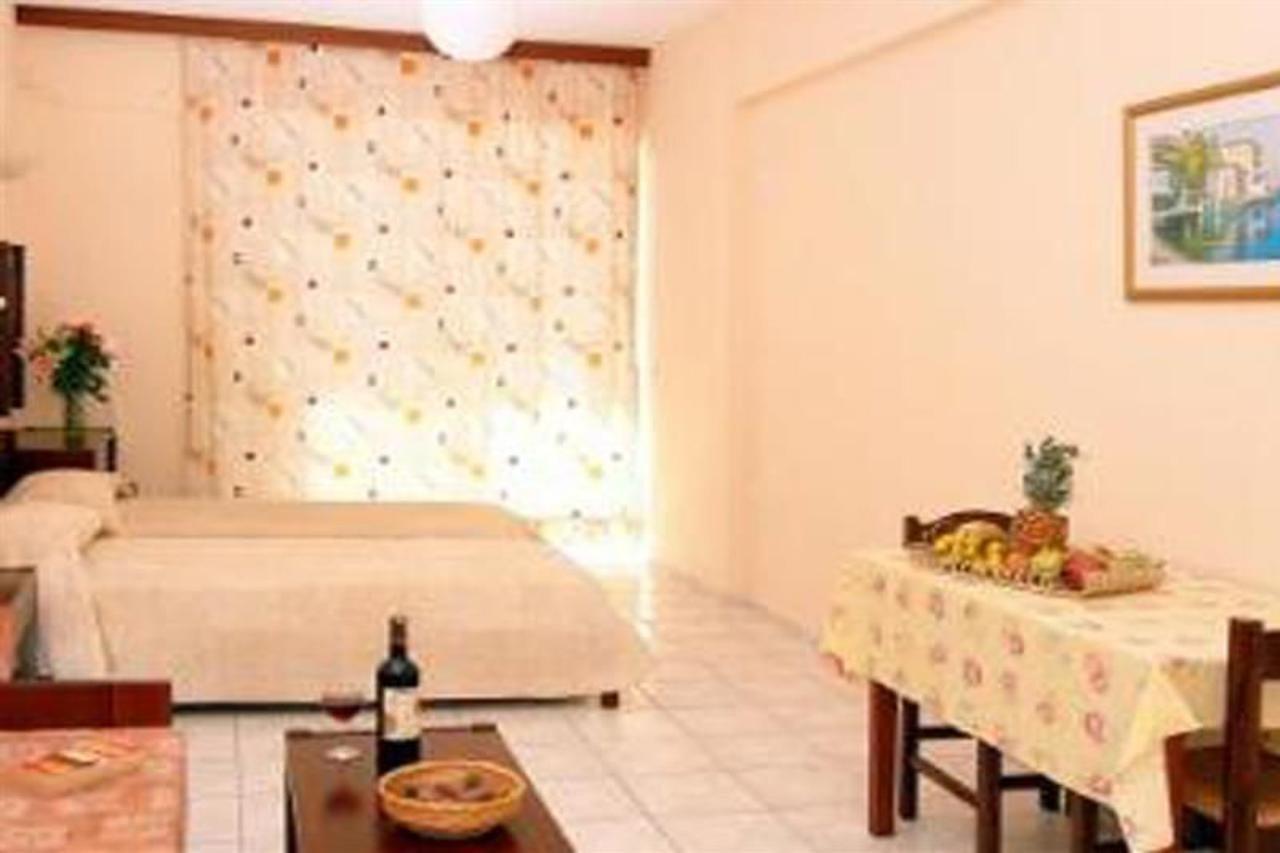 Danaos Beach Apartments Sfakaki Ngoại thất bức ảnh